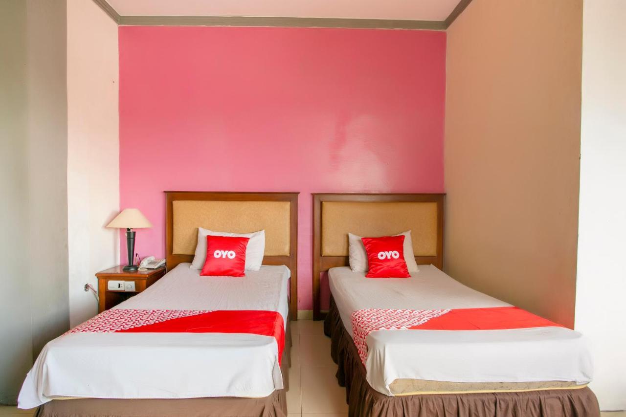 בנג'ארמאסין Oyo 3031 Hotel Regenerasi מראה חיצוני תמונה