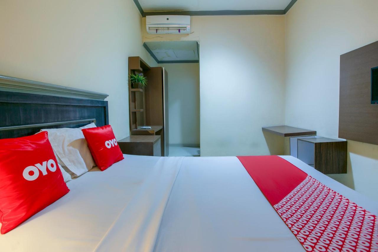 בנג'ארמאסין Oyo 3031 Hotel Regenerasi מראה חיצוני תמונה